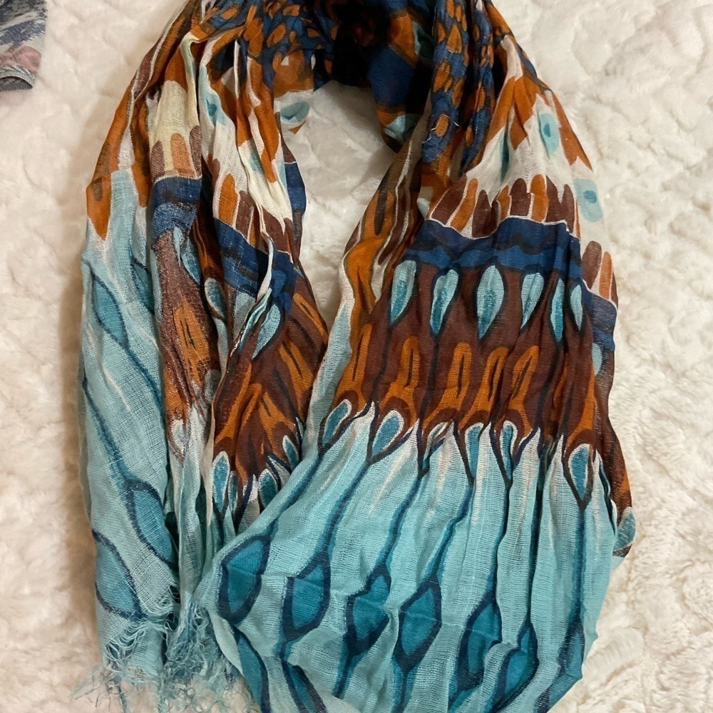 Bellissima Printed Scarf - Picture 7 of 9